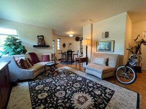 1260 N Prospect Ave-Unit -108 in Milwaukee, WI - Building Photo - Building Photo