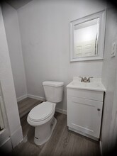 311 N Tower Ave-Unit -2 in Centralia, WA - Foto de edificio - Building Photo