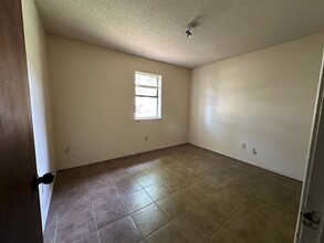 2107 E 15th St in Russellville, AR - Building Photo - Building Photo