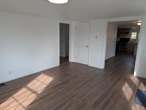 3296 Williamson Rd in Greencastle, PA - Building Photo - Building Photo
