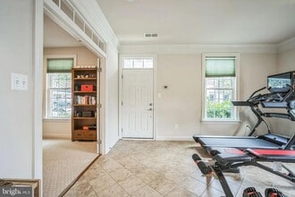 423 Parkview Ave in Gaithersburg, MD - Building Photo - Building Photo