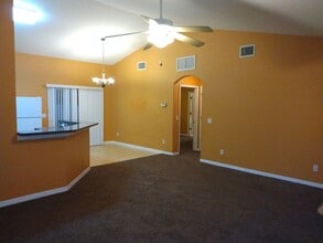 14059 Sullivan St in Spring Hill, FL - Building Photo - Building Photo