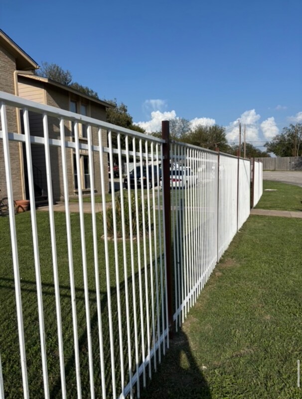 2906 Sweeney Ln in Austin, TX - Building Photo - Building Photo