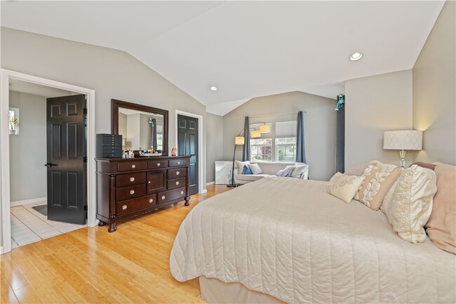 property at 636 Yardley Ct