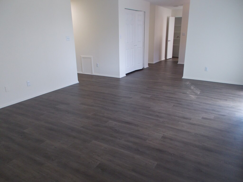 Brittany Bay Apartments Largo, FL Apartments