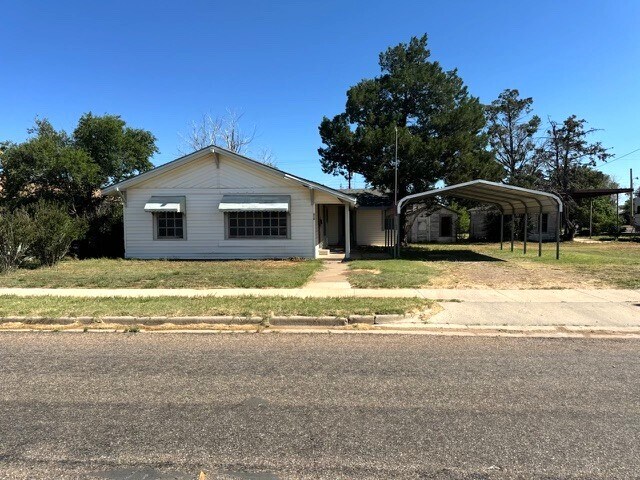 property at 316 W Houston St