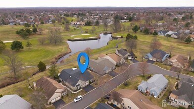 18B Thomas Paine Dr in Monroe Township, NJ - Building Photo - Building Photo