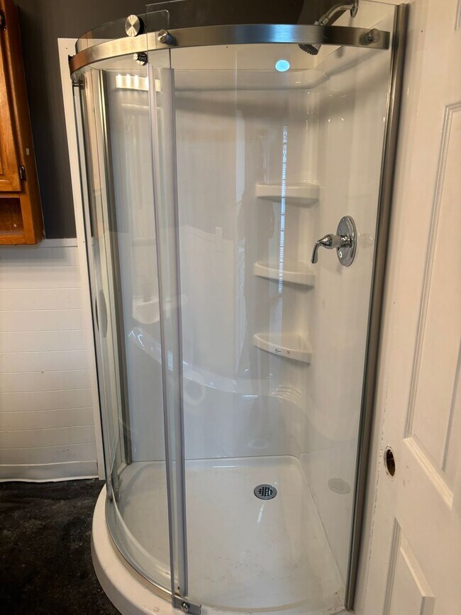 208-210-210 McClure St in Dravosburg, PA - Building Photo - Building Photo