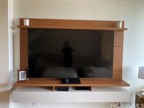 555 University Ave in Honolulu, HI - Building Photo - Building Photo