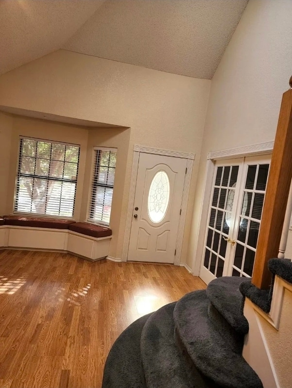 property at 2708 London Ct