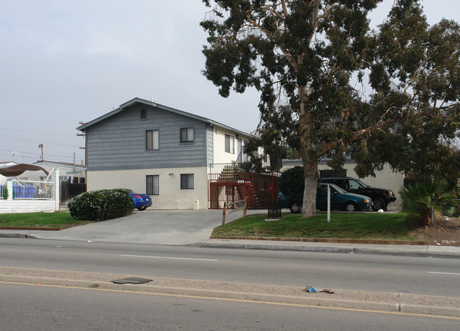 2729 Fairmount Ave in San Diego, CA - Foto de edificio - Building Photo