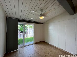 68-190-190 Au St in Waialua, HI - Building Photo - Building Photo