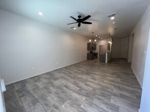 1124 N 7th St in Wolfforth, TX - Building Photo - Building Photo