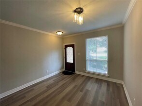 4526 Merle Dr in Austin, TX - Building Photo - Building Photo