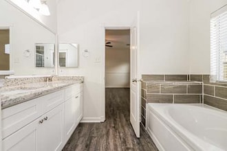 2535 Sandvalley Way in League City, TX - Building Photo - Building Photo