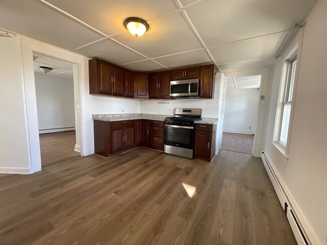 property at 304 Cumberland Rd