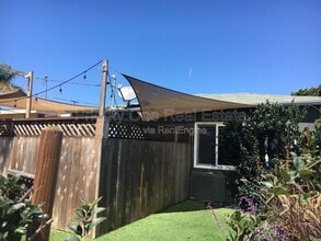 4102 Ingraham St in San Diego, CA - Building Photo - Building Photo