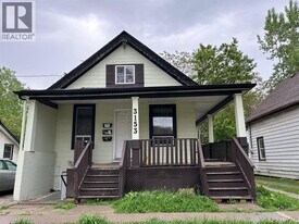 3153 Peter St in Windsor, ON - Building Photo