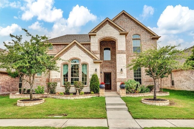property at 1807 Drake Dr