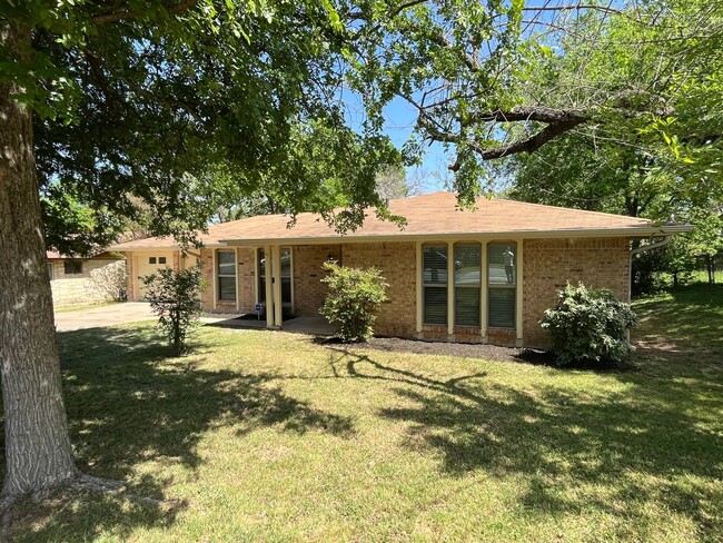 9713 Mountain Quail Rd in Austin, TX - Building Photo - Building Photo