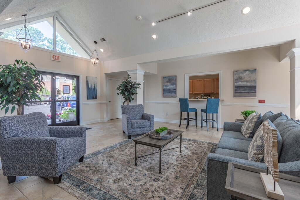 Forrest Pines Apartments & Townhomes in Newport News, VA