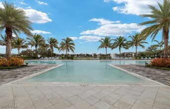 9241 Cayman Dr in Naples, FL - Building Photo - Building Photo