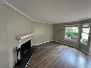5803 Shady Grove Cir in Raleigh, NC - Foto de edificio - Building Photo