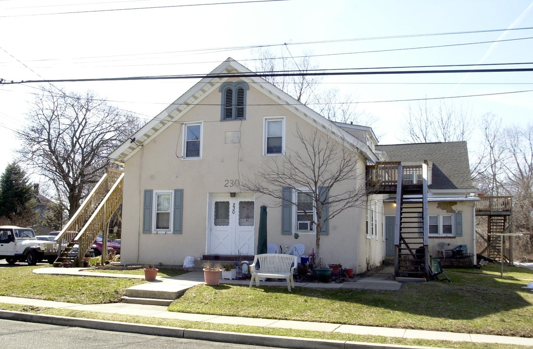 230 Centre Ave in Penndel, PA - Building Photo