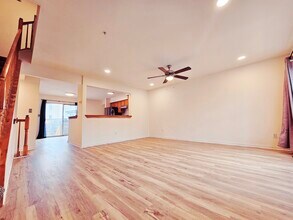 605 Villager Cir in Dundalk, MD - Building Photo - Building Photo