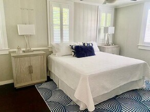 296 Vallette Way in West Palm Beach, FL - Building Photo - Building Photo