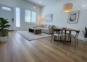 13371 Diamond Head Dr in Tustin, CA - Building Photo