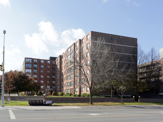 Florentine Place in Hamilton, ON - Building Photo - Building Photo