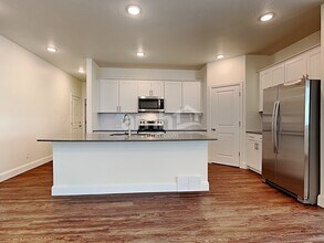 3331 S 2580 W in Syracuse, UT - Building Photo - Building Photo