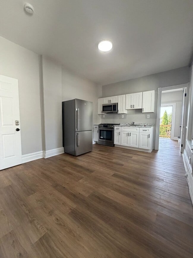 property at 519 W Chew St