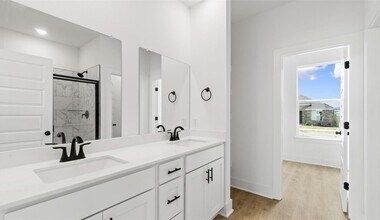 4856 W Aurora St in Fayetteville, AR - Building Photo - Building Photo