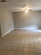 404-406 Brentwood Dr E in College Station, TX - Building Photo - Building Photo