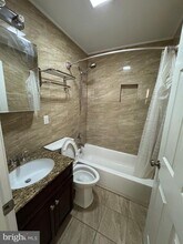 755 S 8th St in Philadelphia, PA - Building Photo - Building Photo
