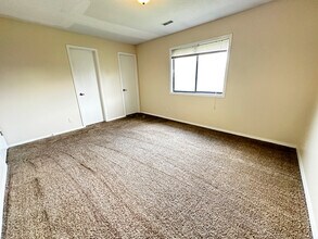 1370 Brook St in St. Charles, IL - Building Photo - Building Photo