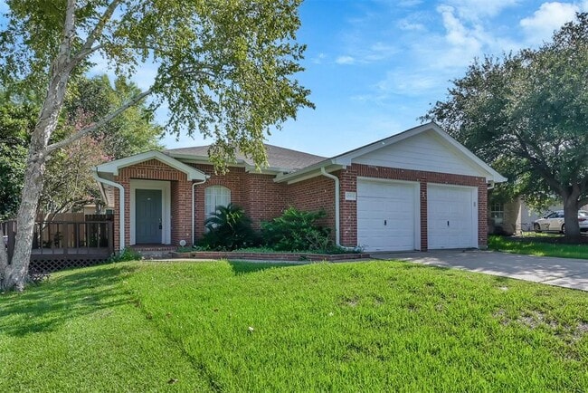 10914 Waterview Cir in Montgomery, TX - Building Photo - Building Photo