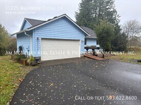 33225 Beerman Creek Rd in Seaside, OR - Building Photo