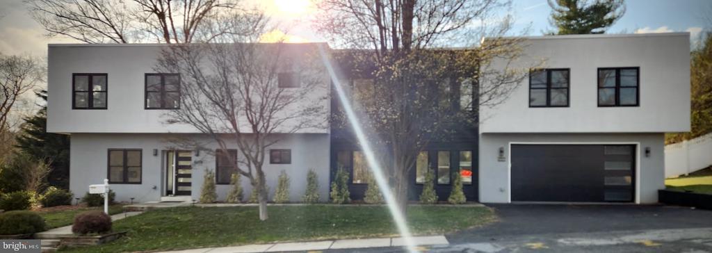 8618 Jones Mill Rd in Chevy Chase, MD - Building Photo