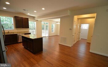 5917 Sneed Dr in Deale, MD - Building Photo - Building Photo