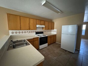3203 Toledo Dr in Killeen, TX - Building Photo - Building Photo
