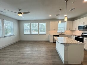 29600 Ronald Reagan Blvd in Georgetown, TX - Building Photo - Building Photo