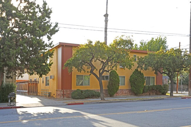 1291 Pedro St in San Jose, CA - Foto de edificio - Building Photo