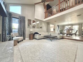 118 April Waters Dr W in Montgomery, TX - Building Photo - Building Photo