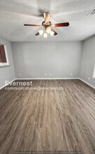 8635 Thomas Ln in Riverdale, GA - Building Photo - Building Photo