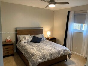 609 S Crescent Dr in Hollywood, FL - Building Photo - Building Photo