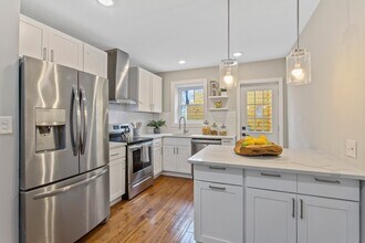 602 Fernon St in Philadelphia, PA - Foto de edificio - Building Photo