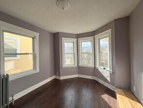 196 Sherman St, Unit 2 in Cambridge, MA - Building Photo - Building Photo